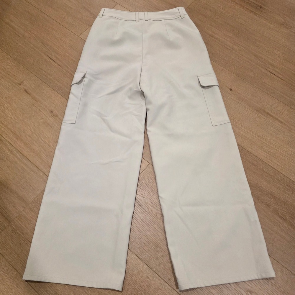 GU Women Wide Leg Cargo Pants Beige Off White High Waist Size L Japanese Style - Picture 7 of 8